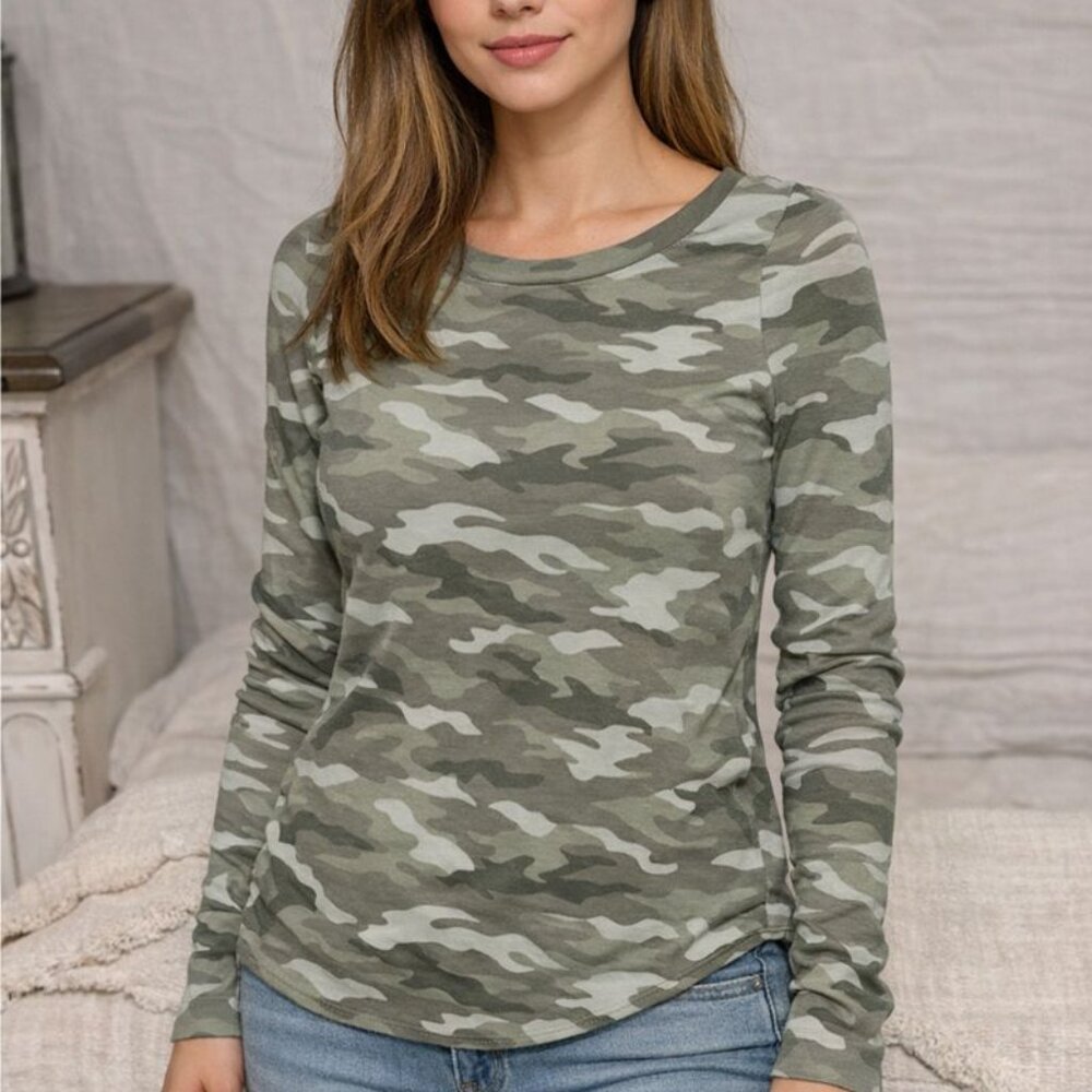PINK Victoria's Secret Camouflage Long Sleeve Top Size XS
